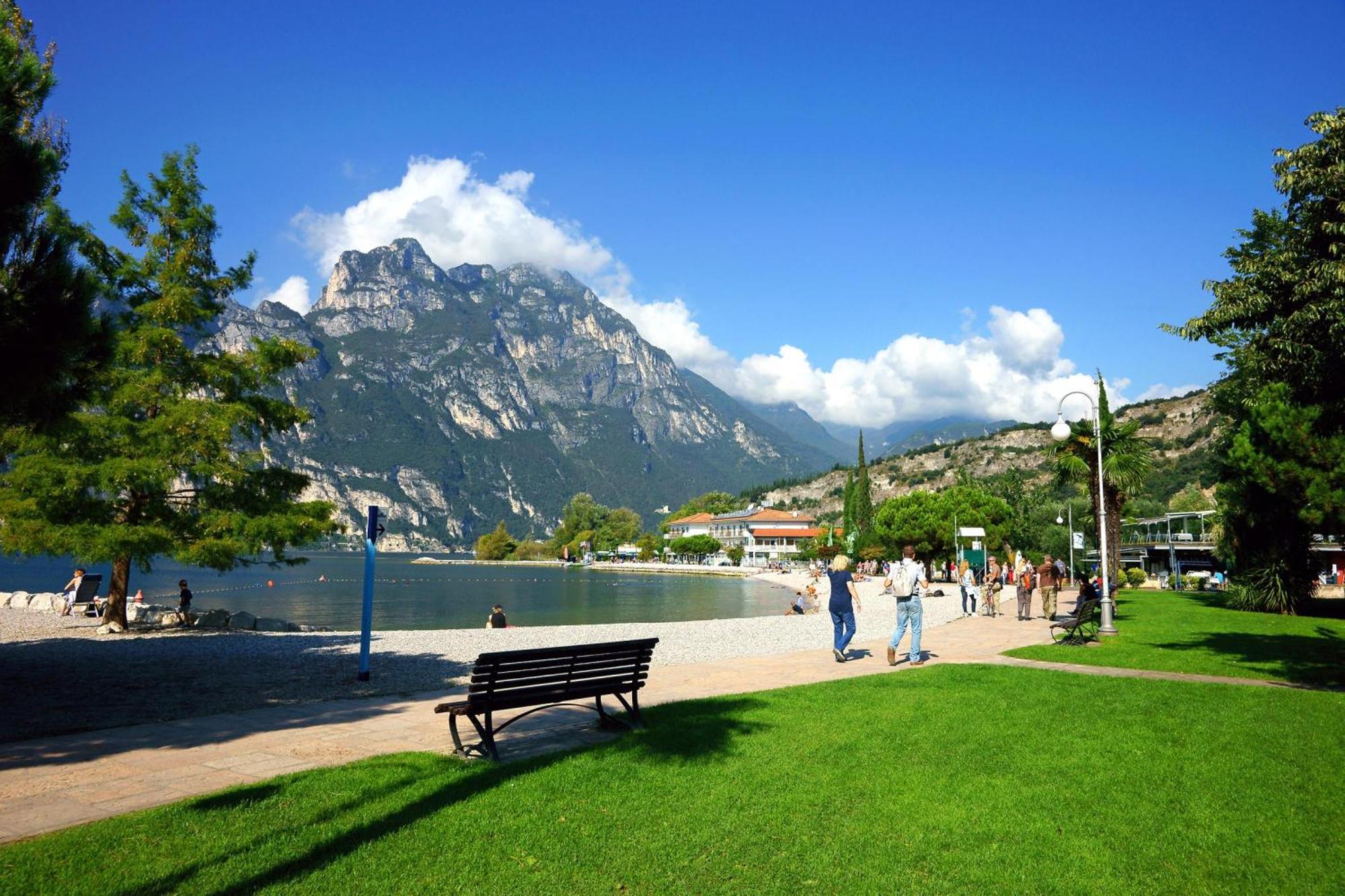 Casa Turchese - Happy Rentals Riva del Garda Eksteriør billede