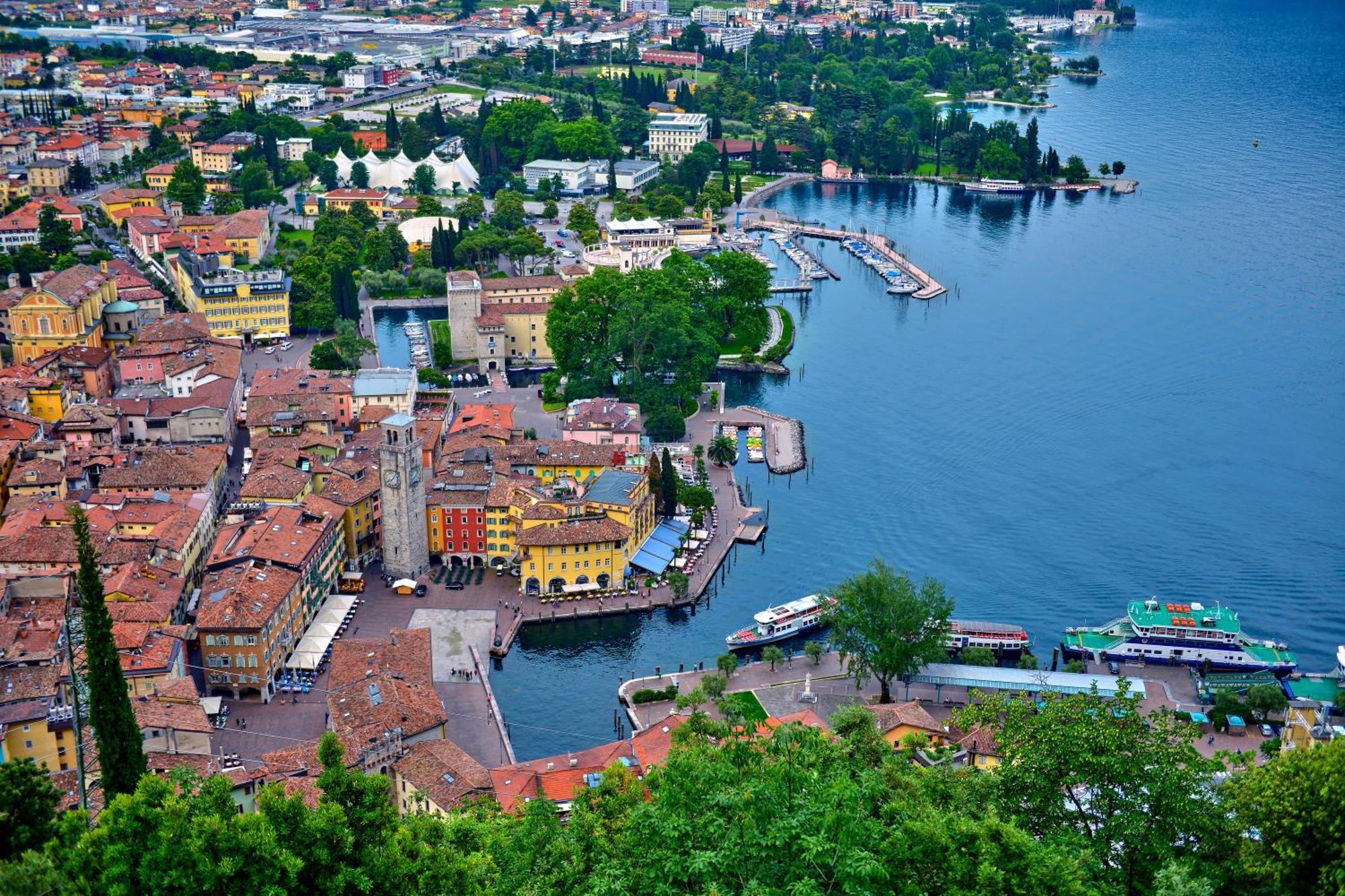 Casa Turchese - Happy Rentals Riva del Garda Eksteriør billede